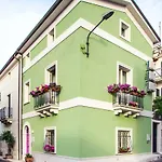 La Mia Valigia Oda ve Kahvaltı 3*